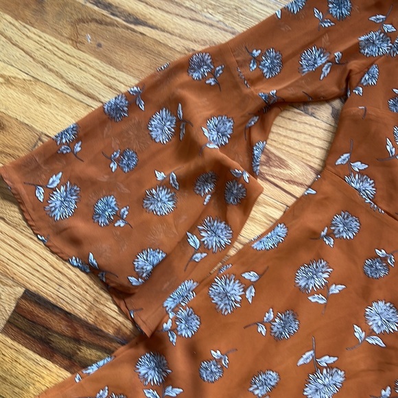 Boho Retro Bell Sleeve Mod Mini Dress - Picture 3 of 4